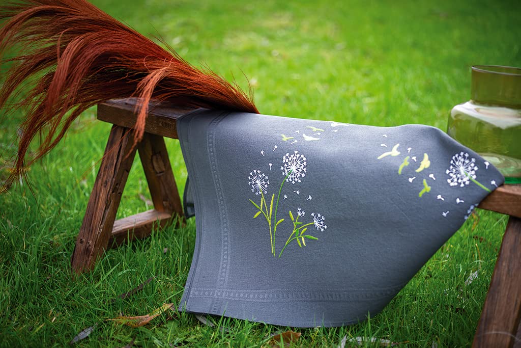 Kit De Broderie Vervaco 'Blumenflum' - Nappe Au Point De Plumetis - Tissu Imprimé 80x8 Cm - Neuf