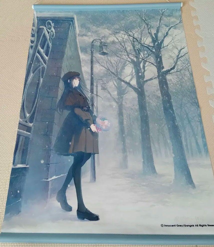 Innocent Grey FLOWERS タペストリー