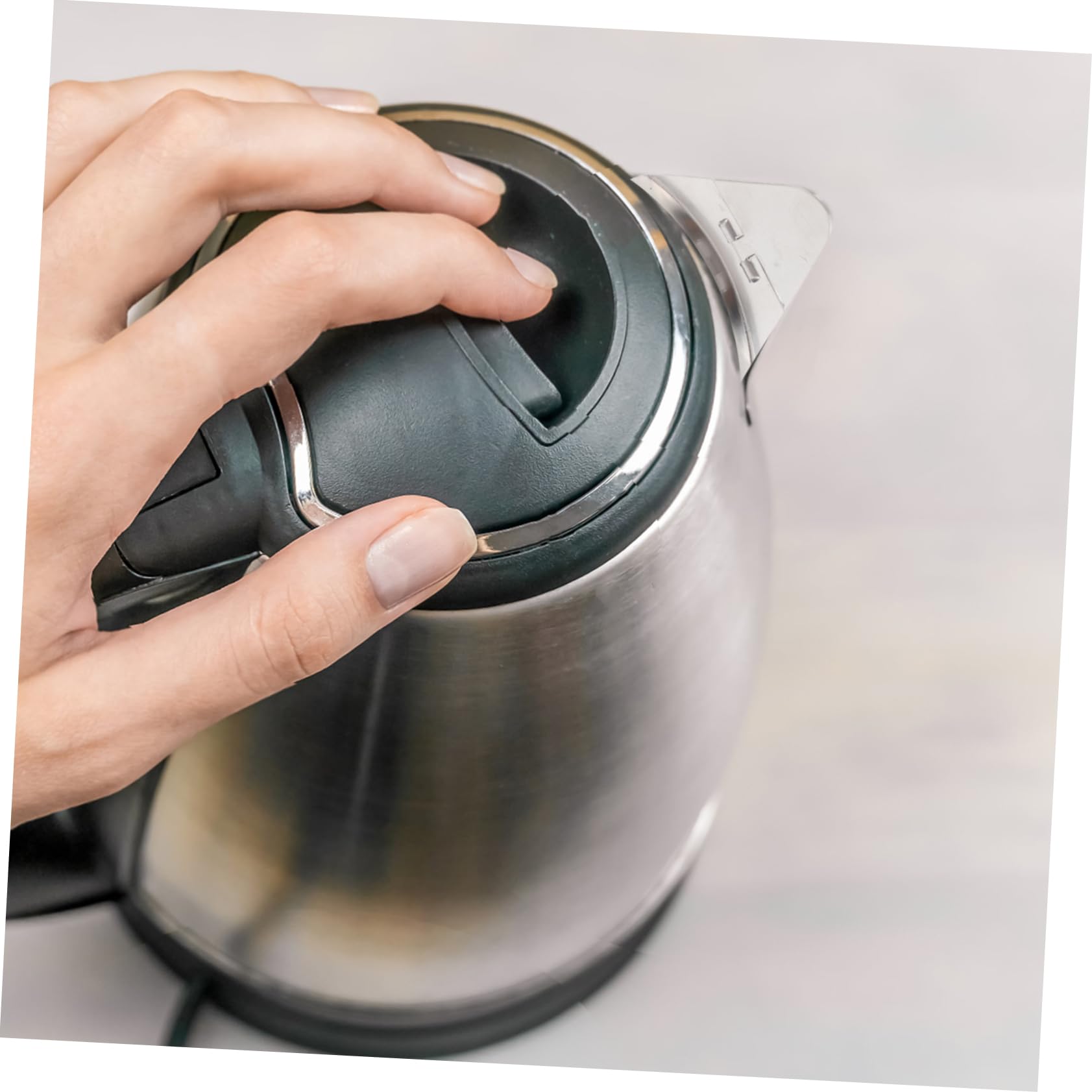 電気ポット　ポット　注ぎ口カバー　蓋　ステンレス Amazon｜COLLBATH ステンレス製電気ケトル注ぎ口カバー 保温断熱