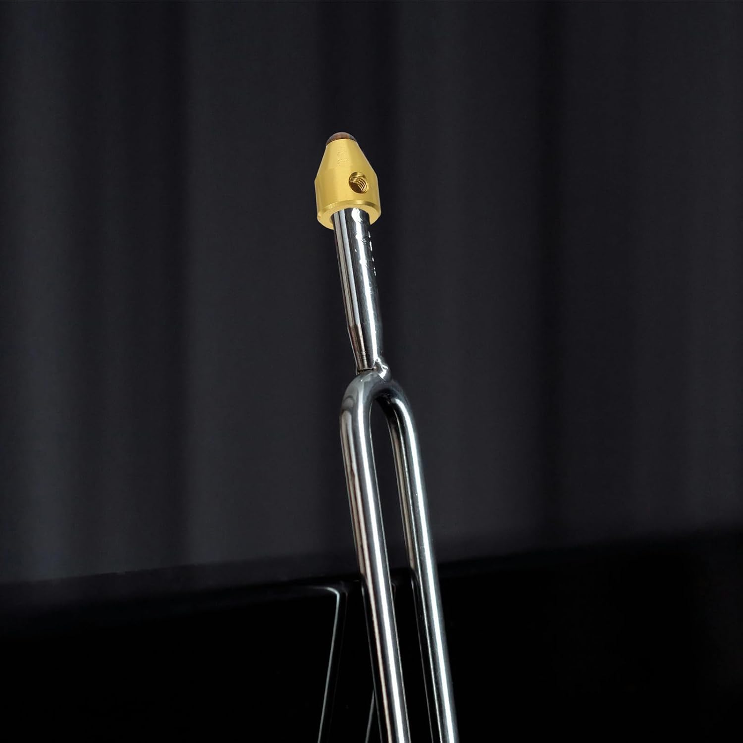 Aluminum Alloy Tuning Fork Feet Accessory with Agate Base for Stability and Vibration Prevention, Precisely Balanced Design, Holder Feet for Personal Relaxation and Music Therapy