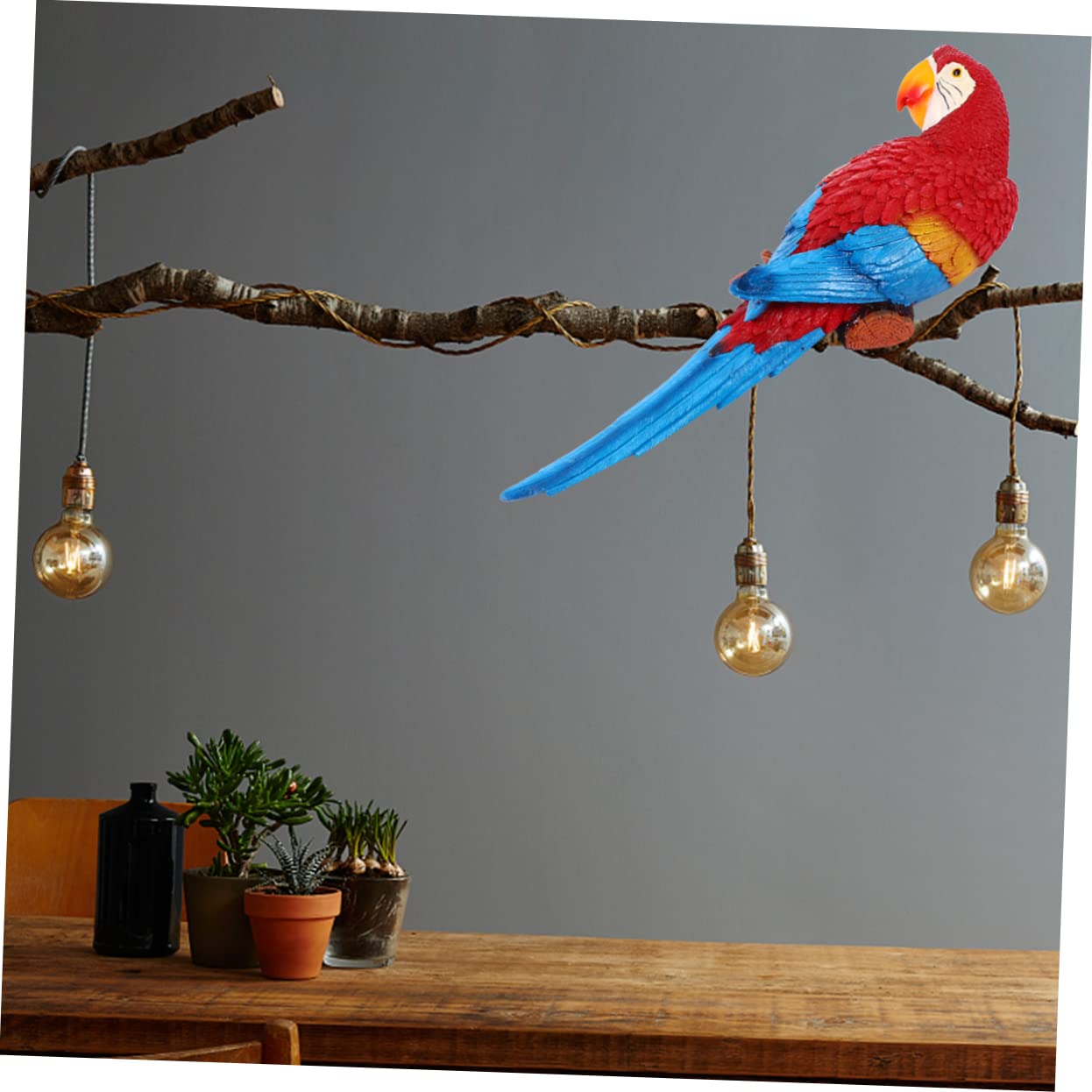 Pappagallo Decorativo in Resina Rosso, Riproduzione Realistica | Giardino e Patio, Effetto Naturale e Vivace, Ornamento da Appendere Forma di Pappagallo