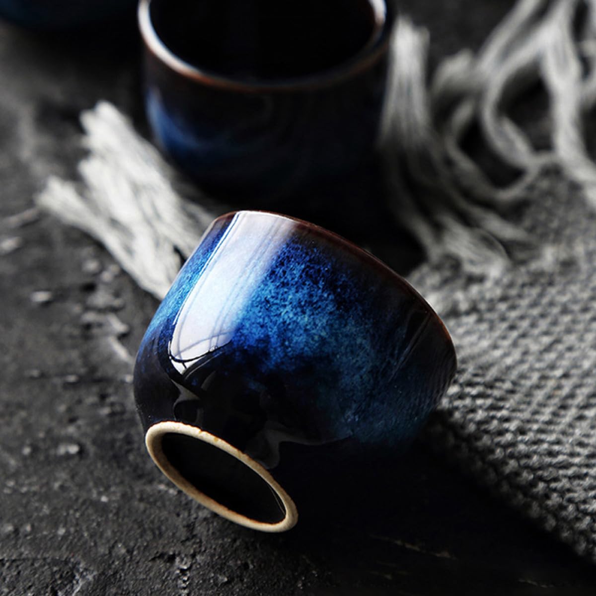 GARVALON Set de Tasses à Saké en Céramique Style Japonerie Rétro Surface Opacifiée et Faible Absorption d'eau, pour Maisons et Restaurants, Couleur Aléatoire