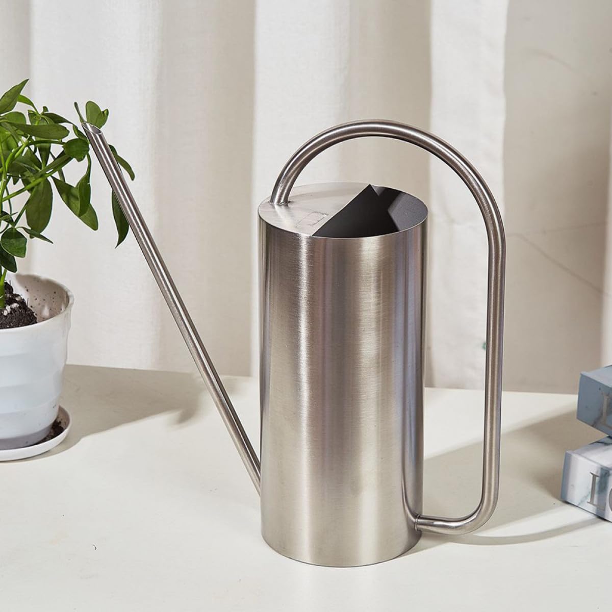 Housoutil Arrosoir d'Intérieur Petit Format 1,5 Litre Bec Long en Acier Inoxydable pour Arrosage Précis de Fleurs