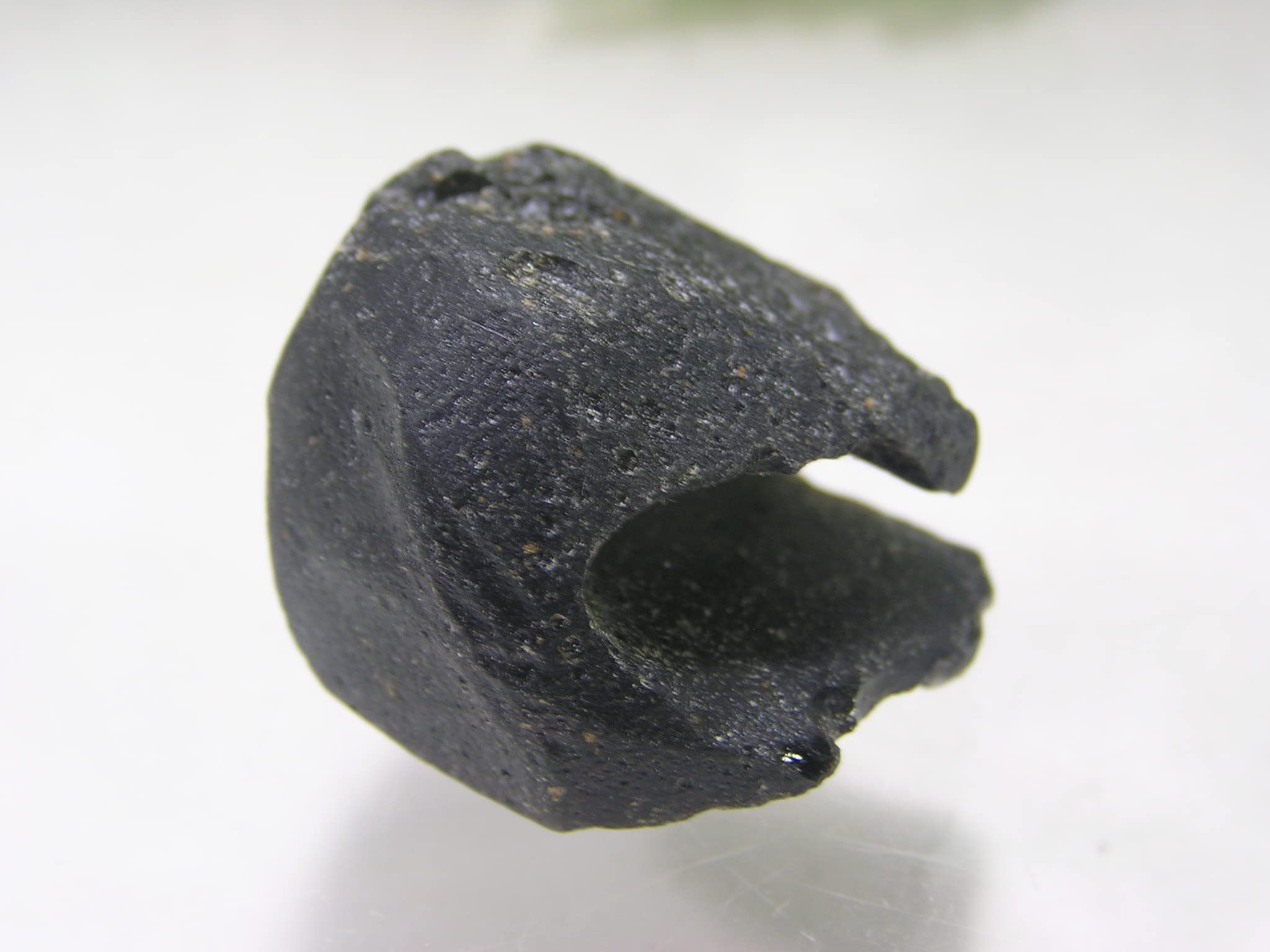 Amazon.co.jp: 隕石テクタイト 原石 宇宙からの贈り物 230115-1