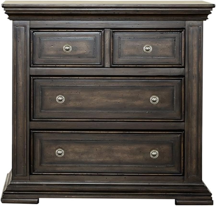 Best Bachelor Chests: Size, Storage and Buying Guide