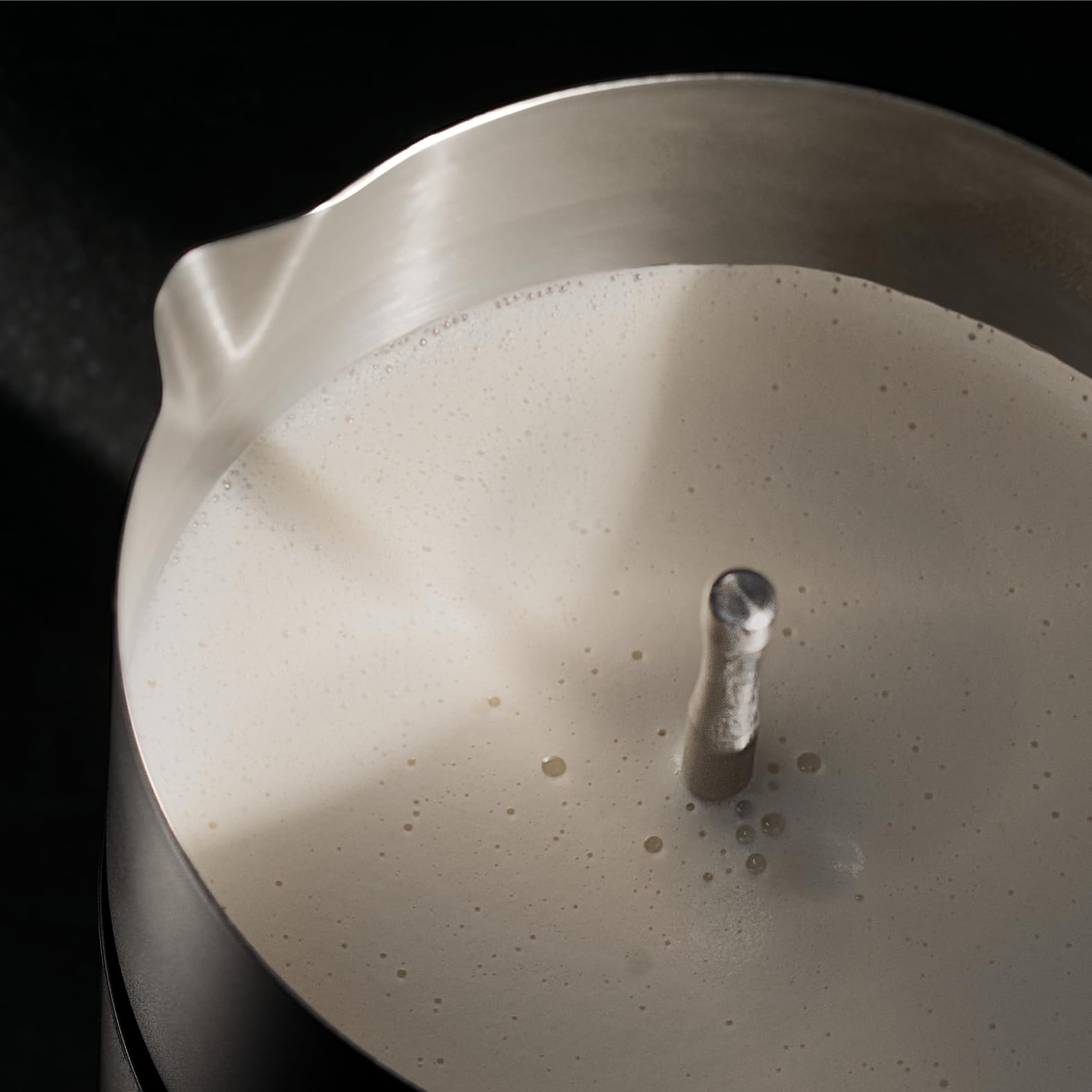 WMF Lono Silk Milk & Choc - Espumador de leche eléctrico, 650 W, máquina de cacao, hervidor de leche, antihuellas, para espuma de leche caliente, frío, chocolate caliente, función para leche vegetal