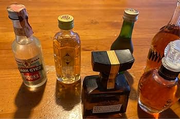 ミニチュア ボトル ８本セット 古酒40年以上前 ヴィンテージ物 超希少物 Amazon.co.jp: ミニチュア ボトル 8本セット 古酒40年以上前