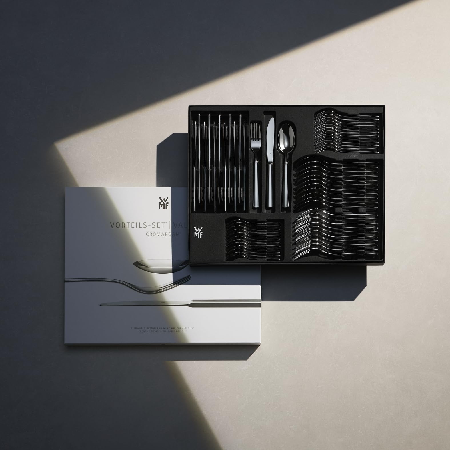 WMF Philadelphia Besteck Set 12 Personen, Besteck 60 teilig, Monobloc-Messer, Cromargan Edelstahl poliert, glänzend, spülmaschinengeeignet