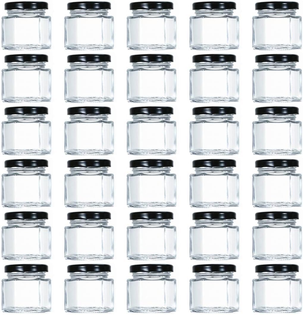 Tebery Paquete de 30 mini tarros de cristal hexagonales de 1.5 oz con tapas y etiquetas negras, tarros pequeños de miel, especias para regalos de boda, bricolaje