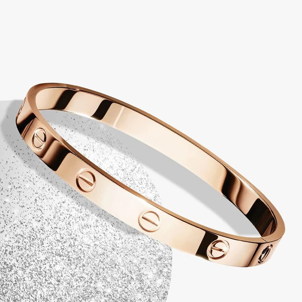 Stylish Love Bracelet - Plated