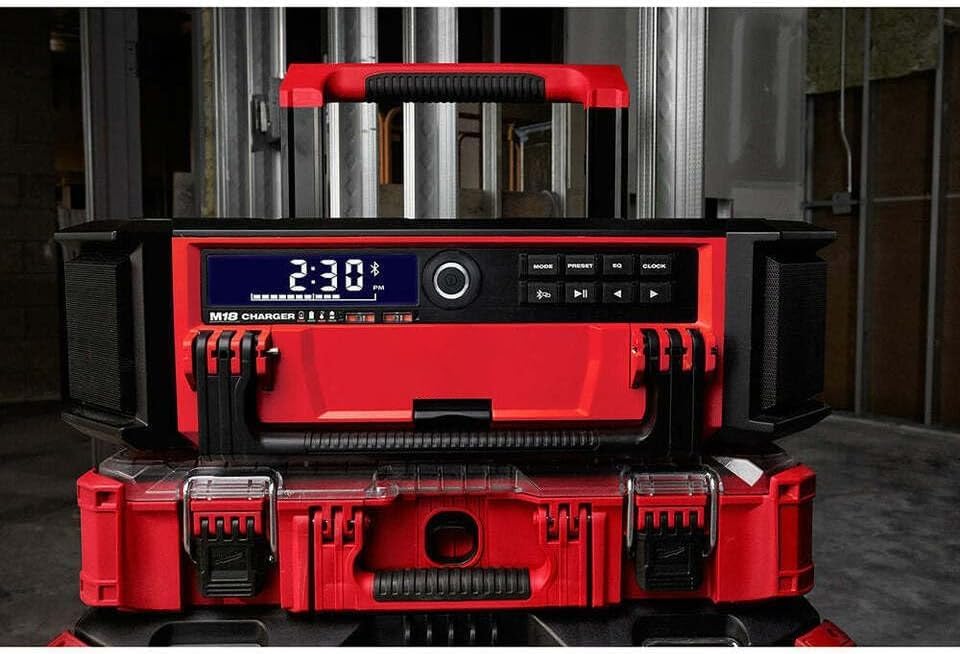Suitable for Milwaukee 2950-20 M18 18V Packout Radio Charger - Bare Tool
