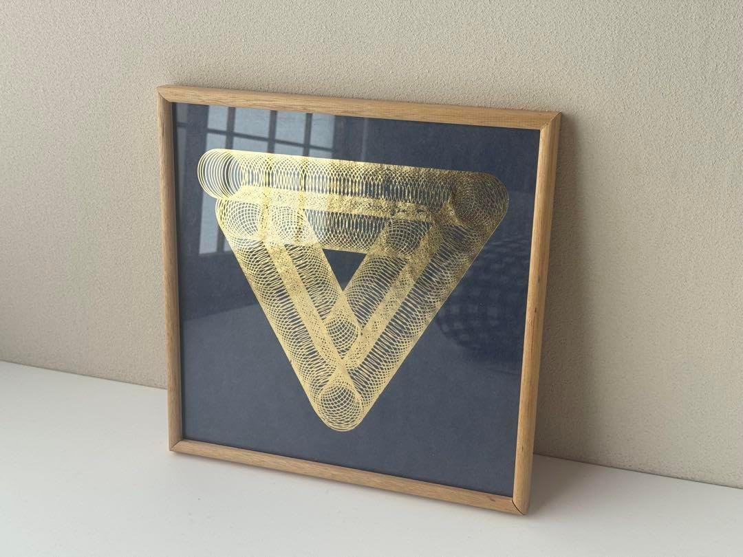 八田豊　版画　現代アート　箔押し　ゴールド　木製額縁　箱有り 八田豊 版画 現代アート 箔押し ゴールド 木製額縁 箱有り 八田豊 版画