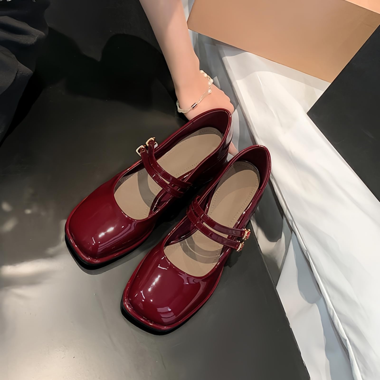 Plateforme en Cuir breveté pour Femmes Mary Janes Robe Pompes Gothique Chaussures à Talons Gros Bas Douce Lolita fermée Orteil Cheville Bracelet réglable