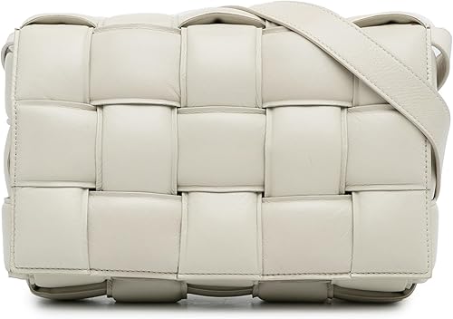 Bolso cruzado acolchado de cinta de cassette Chanel en piel de becerro blanco trenzado de segunda mano