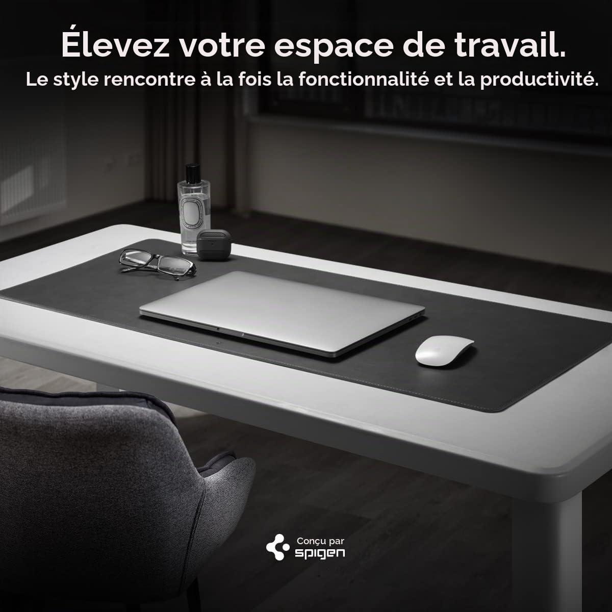 Spigen Tapis de Bureau, sous-Main en Cuir PU Végan, Tapis Souris XXL Imperméable avec Base en Gomme Antidérapante - Nero