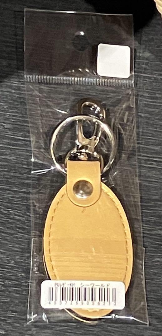 Amazon.co.jp: レア鴨川シーワールド限定キーリング シャチゴールド