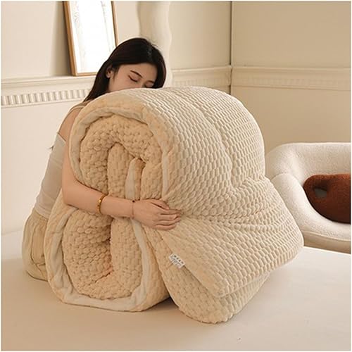 AOPPLSOT Winter Duvet Double, Fluffy Cashmere Quilt, Thick Warm Comforter Winter, Machine Washable, Quilts for All Seasons,Beige,150x200cm 3kg AOPPLSOT Winter Duvet Double, Fluffy Cashmere Quilt, Thick Warm Comforter Winter, Machine Washable, Quilts for All Seasons,Beige,150x200cm 3kg