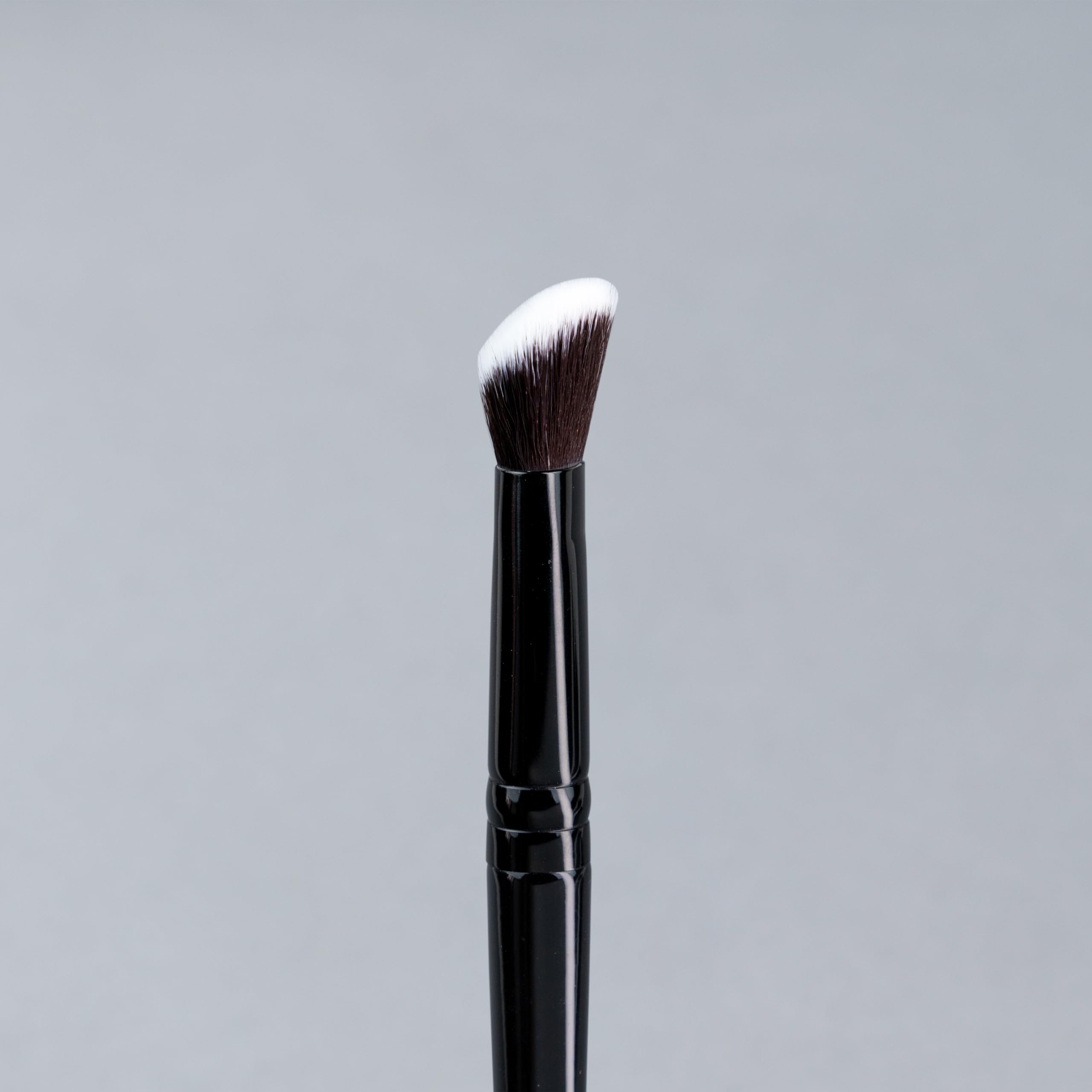 Justgold Professional Makeup Brush #136 For Precision Concealing 3