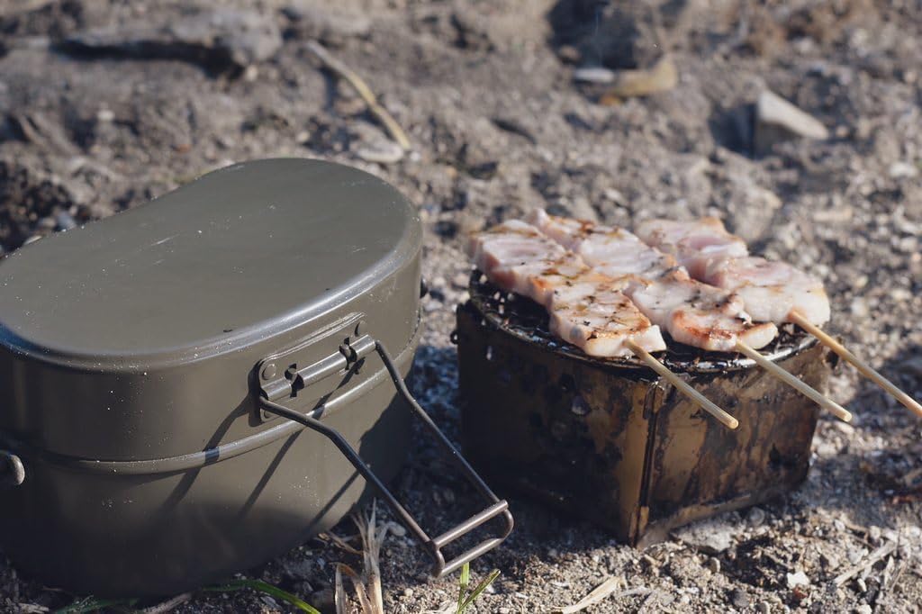Amazon.co.jp: 戦闘飯盒2型 訳あり 厚手 アウトドア食器 水蒸気炊飯 1
