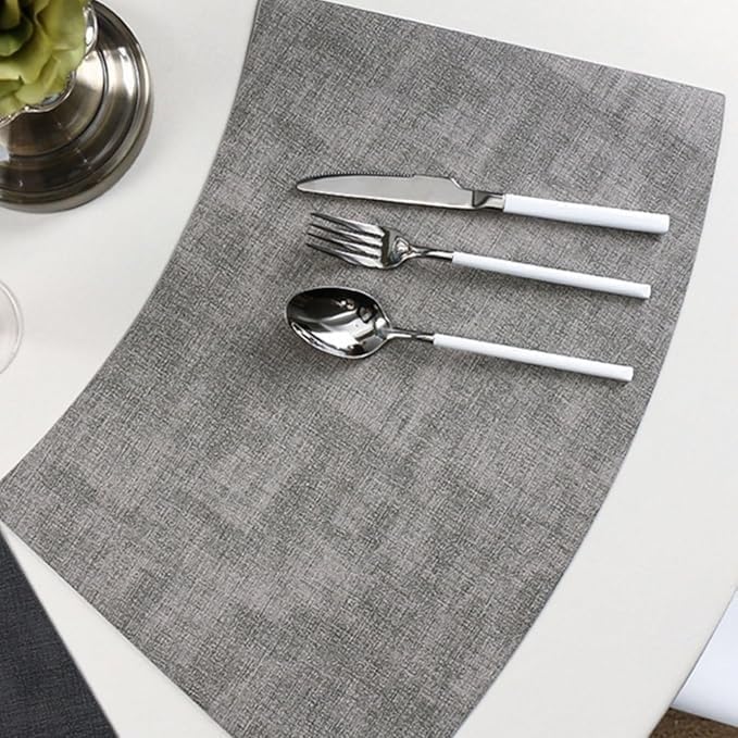 Set de Table Antidérapant et Résistant à la Chaleur 100°C en Simili Cuir Imperméable x6