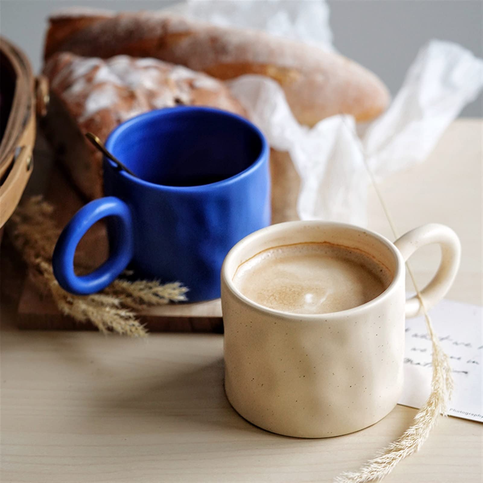 tazze seTazze da caffè in ceramica,Tazza in ceramica Grande orecchino Tazza da caffè Tazza in ceramica Manico rotondo Tazza a pois fatta a mano Tazza da latte per la colazione spiegazzata a mano Può