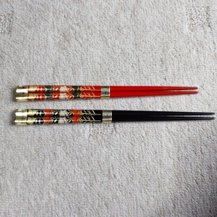 ❣️お歳暮値下げ❣️本堅地 輪島塗 飯器溜塗り蓋裏に蘭蒔絵 1客のみ、又は2客組 ❣️お歳暮値下げ❣️本堅地 輪島塗 飯器溜塗り蓋裏に蘭