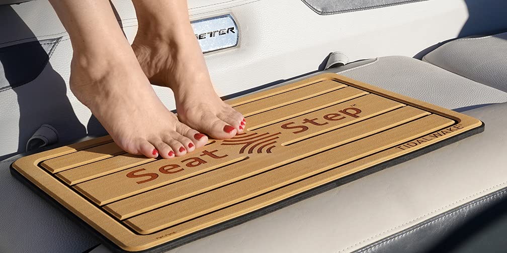Tidal Wake Seat Step Non-Slip Marine Mat– Protects Boat Seats & Upholstery from Rips, Dirt & Wear from Stepping on Seats-ideal for Cushions, Seat Covers, Vinyl Upholstery. (Tan/Black)