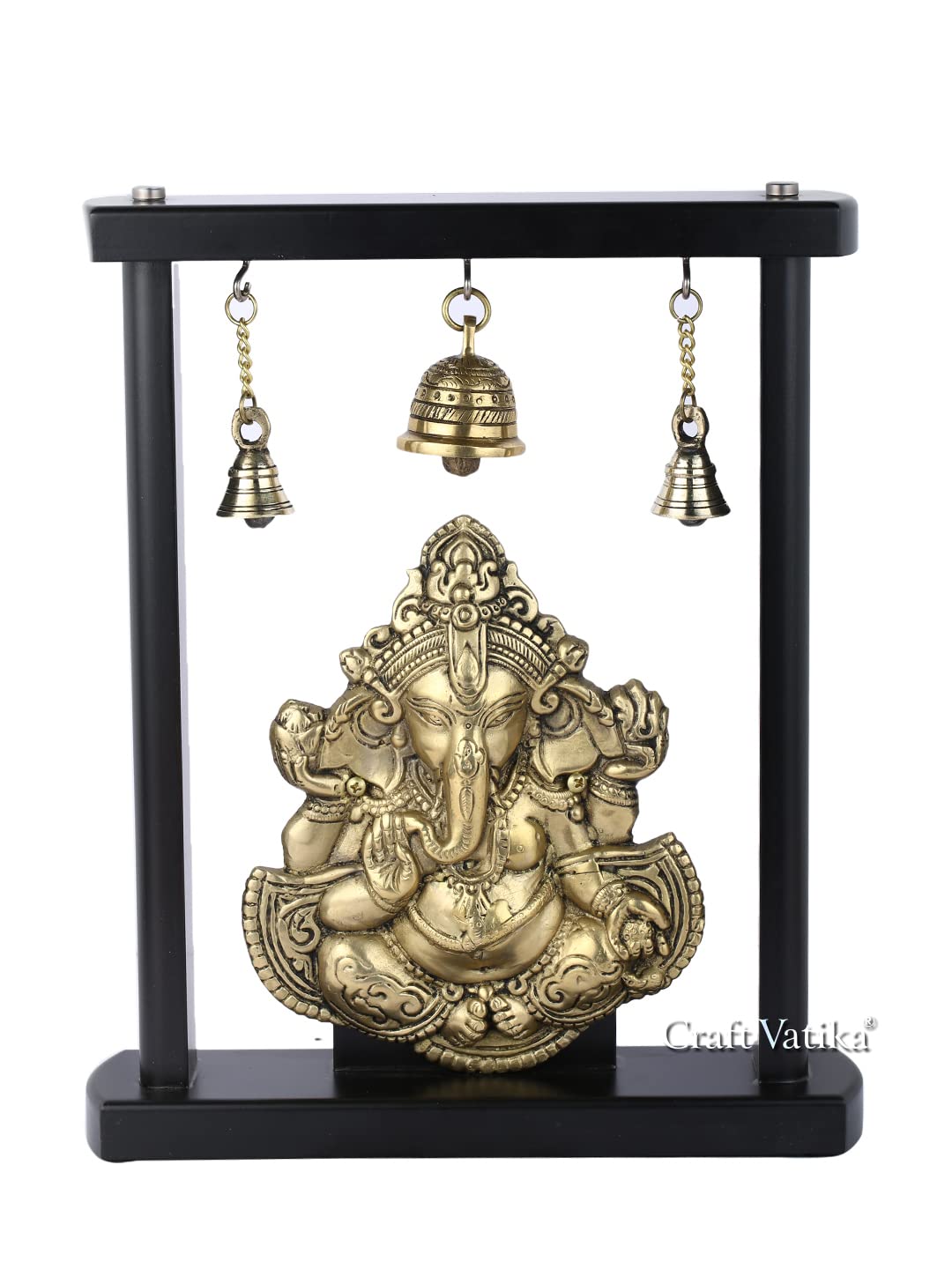 CraftVatika Idolo di Ganesha in ottone su base in legno con campanelle appese per decorazione domestica, (27,9 x 5,6 x 33,2 cm)