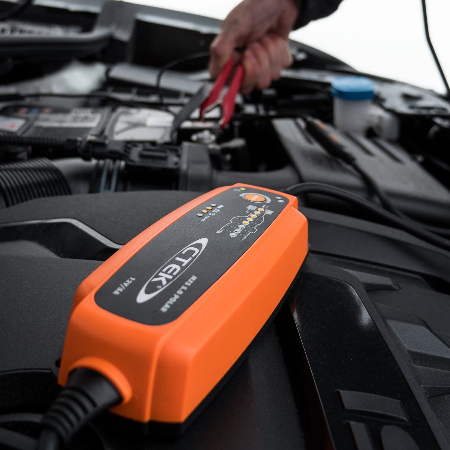 CTEK Caricabatterie 5A Max per Auto Camion Moto Batteria Fino a 1.2-110Ah | Protezione cortocircuito | Dispositivo antisurriscaldamento 56-855
