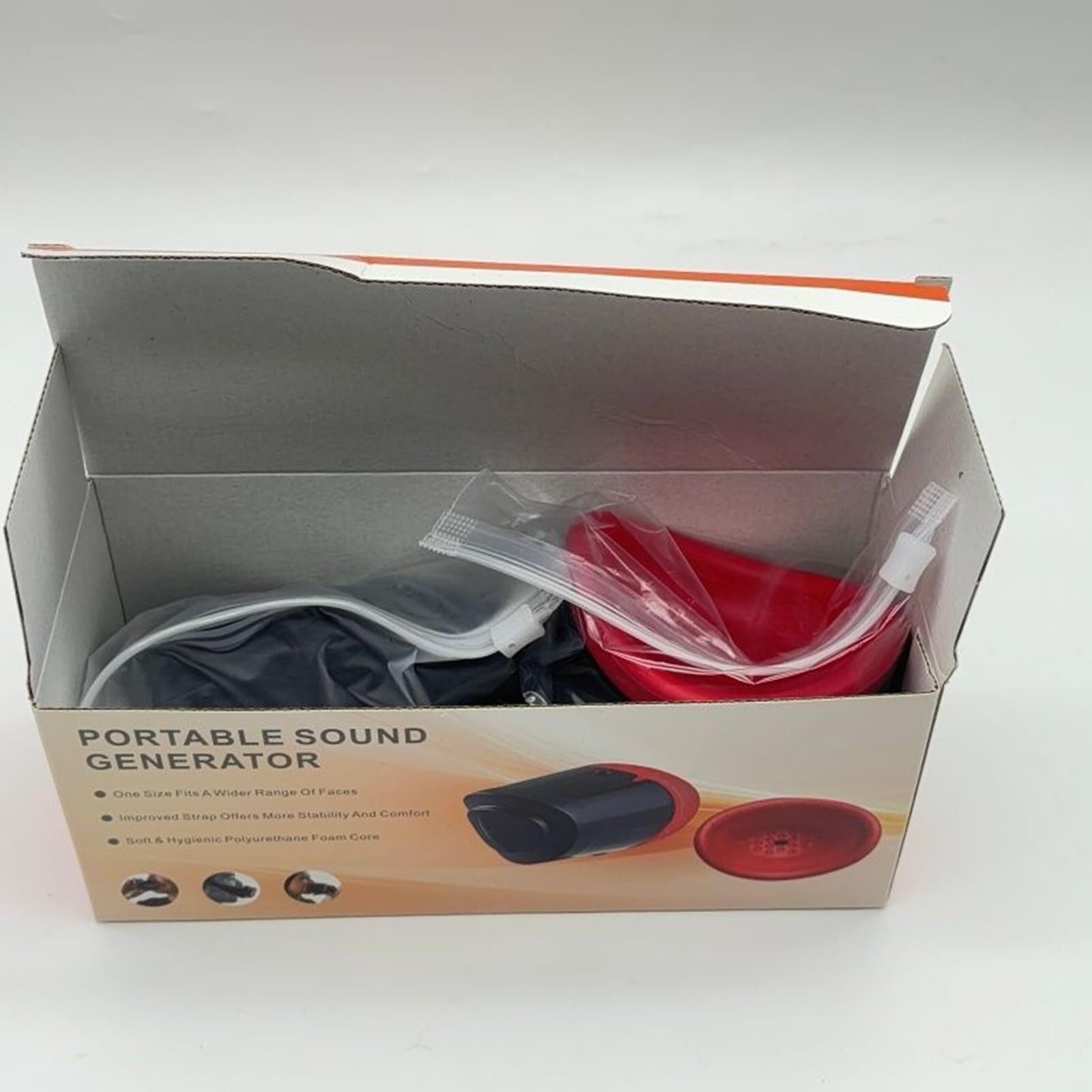 Il soppressore vocale Beltbox migliora l'intelligibilità del parlato. Con le sue dimensioni di 20 x 7,5 x 8,5 cm è adatto ad attori, adulti, bambini e famiglie.