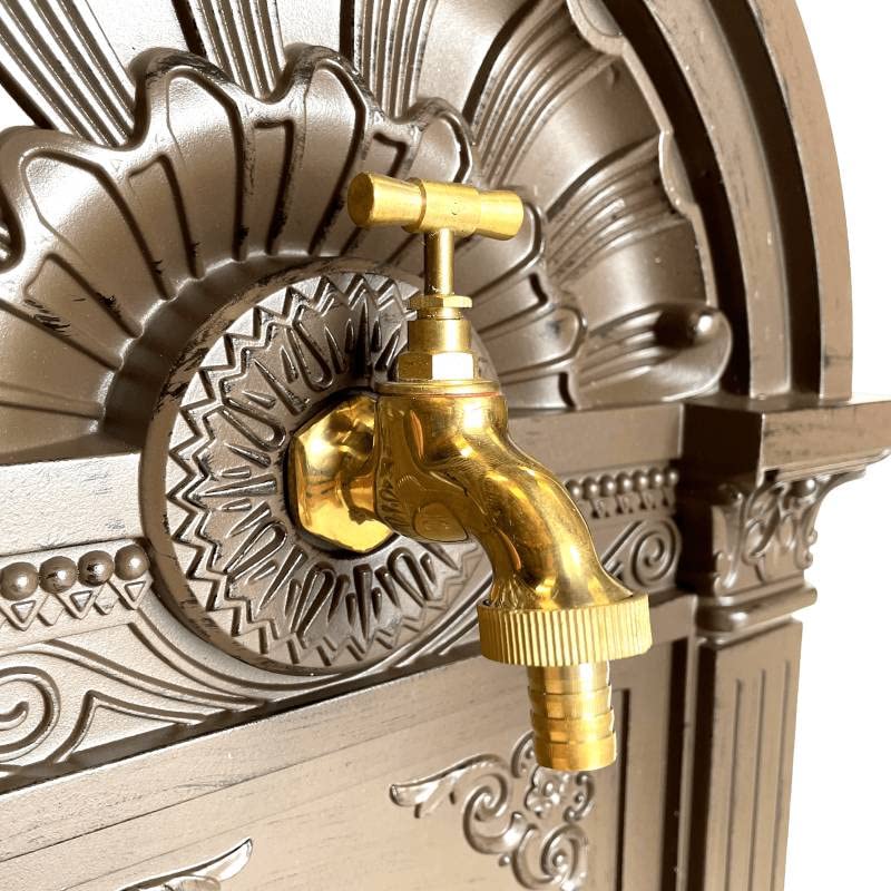 Fontaine de Jardin à Poser Source en Fonte d'Aluminium Patinée Marron avec Robinet Fonctionnel en Laiton 35x40x83cm