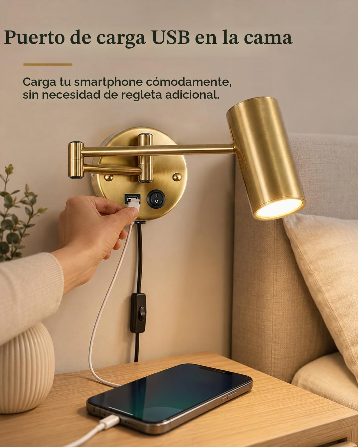 Aplique de Pared Dorado E27 con Enchufe, USB y Lectura