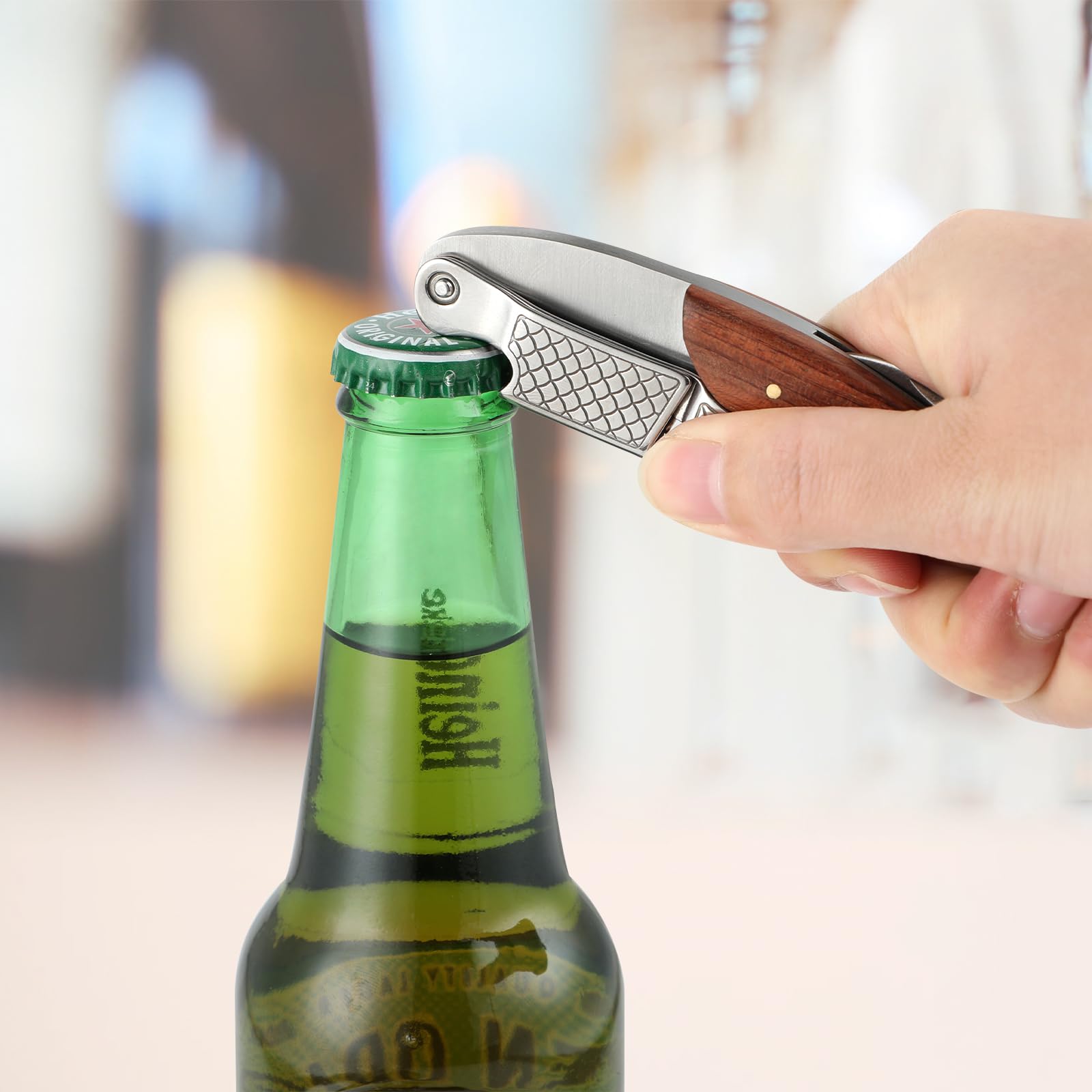 Cuchara de Sommelier Profesional con Diseño de Escamas de Pescado – Sacacorchos, Cortador de Cápsulas y Abrebotellas en un Solo Utensilio