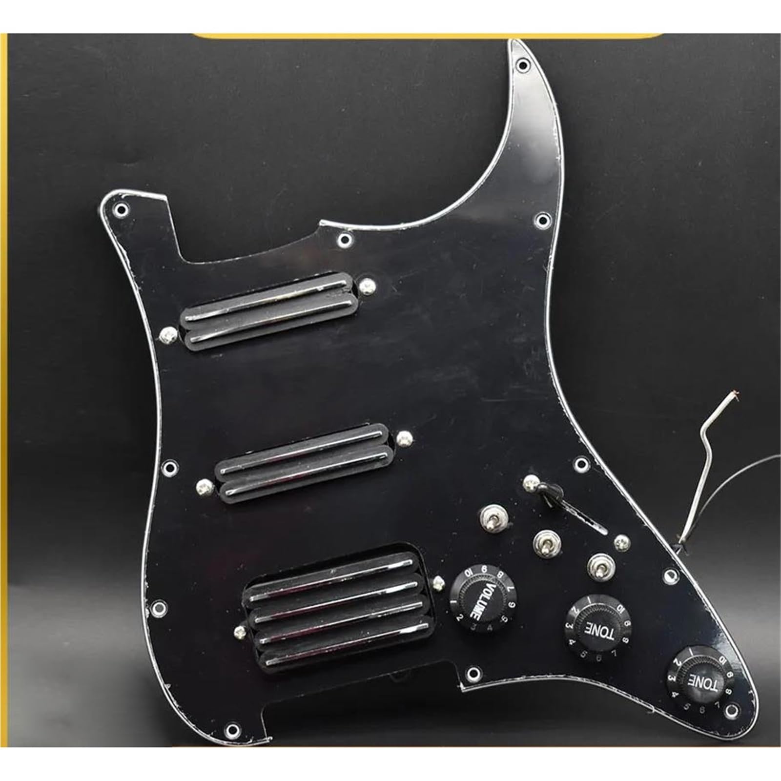 Fácil De Jugar Golpeador Pastilla Placa Rascadora Precableada Cargada Con SSH División De Bobinas 2 Minihumbuckers Y Pastilla Golpeador De 4 Bobinas Con Interruptor De Corte Único