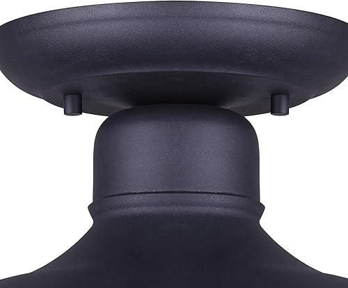 Miniatura 3 de Las linternas Marcella para exteriores recuerdan a una luz de granero. Una construcción de metal sólido envuelve un vidrio esmerilado que difunde la