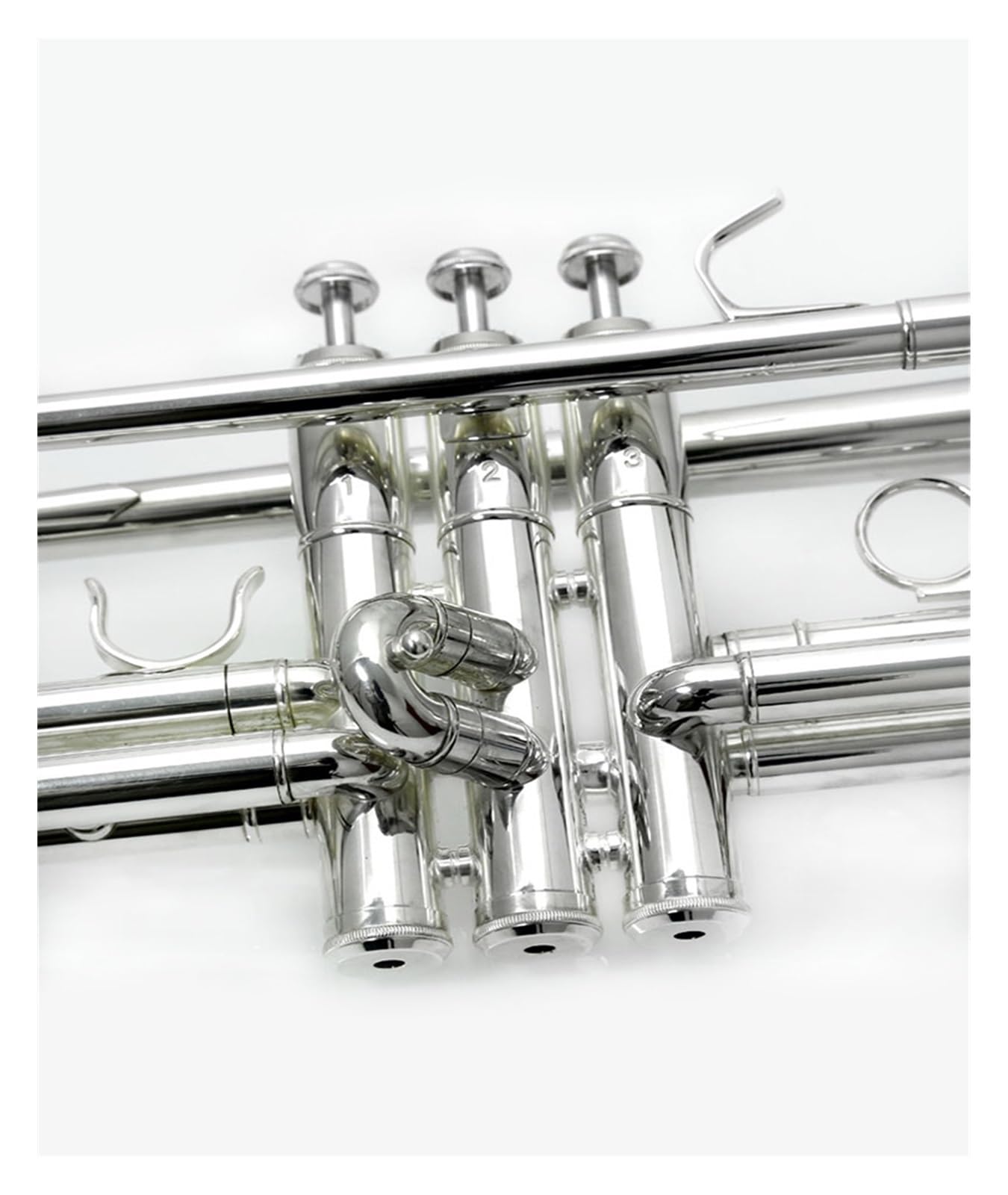 trąbka instrument Posrebrzana trąbka B dla początkujących profesjonalnego egzaminu na poziomie podstawowym. Zachodni instrument dęty