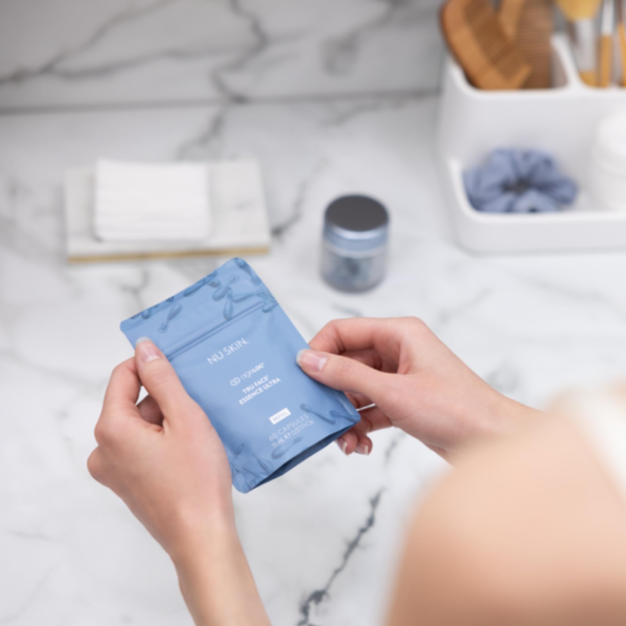 Amazon.com: Nu Skin ageLOC Tru Face Essence Ultra Refill Pouch