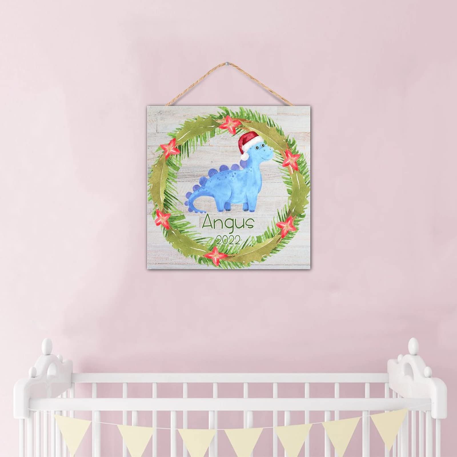 Décoration murale tricératops de Noël pour égayer votre cuisine de ferme