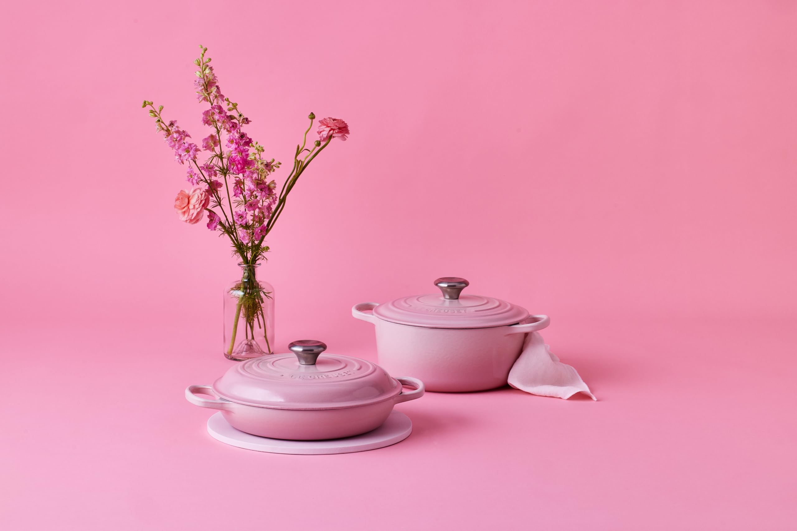 LE CREUSET ピンク 三角形ラック Le Creuset Caçarola Buffet 30Cm Sig Shell Pink | Amazon.com.br