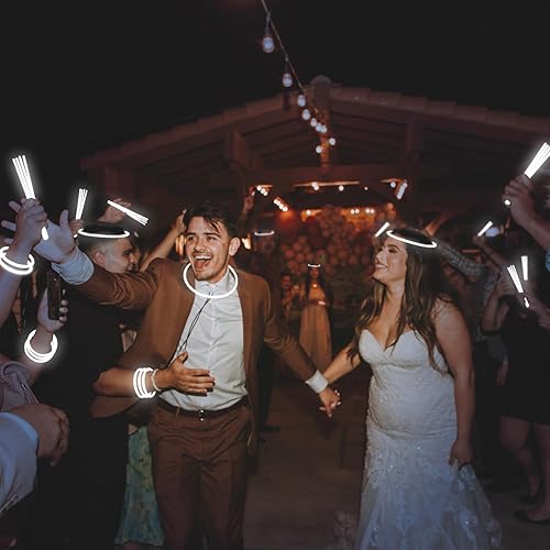 Miniatura 5 de 300 pulseras blancas de palo brillante a granel de 8 pulgadas con conectores que brillan en la oscuridad, suministros de fiesta de neón iluminados