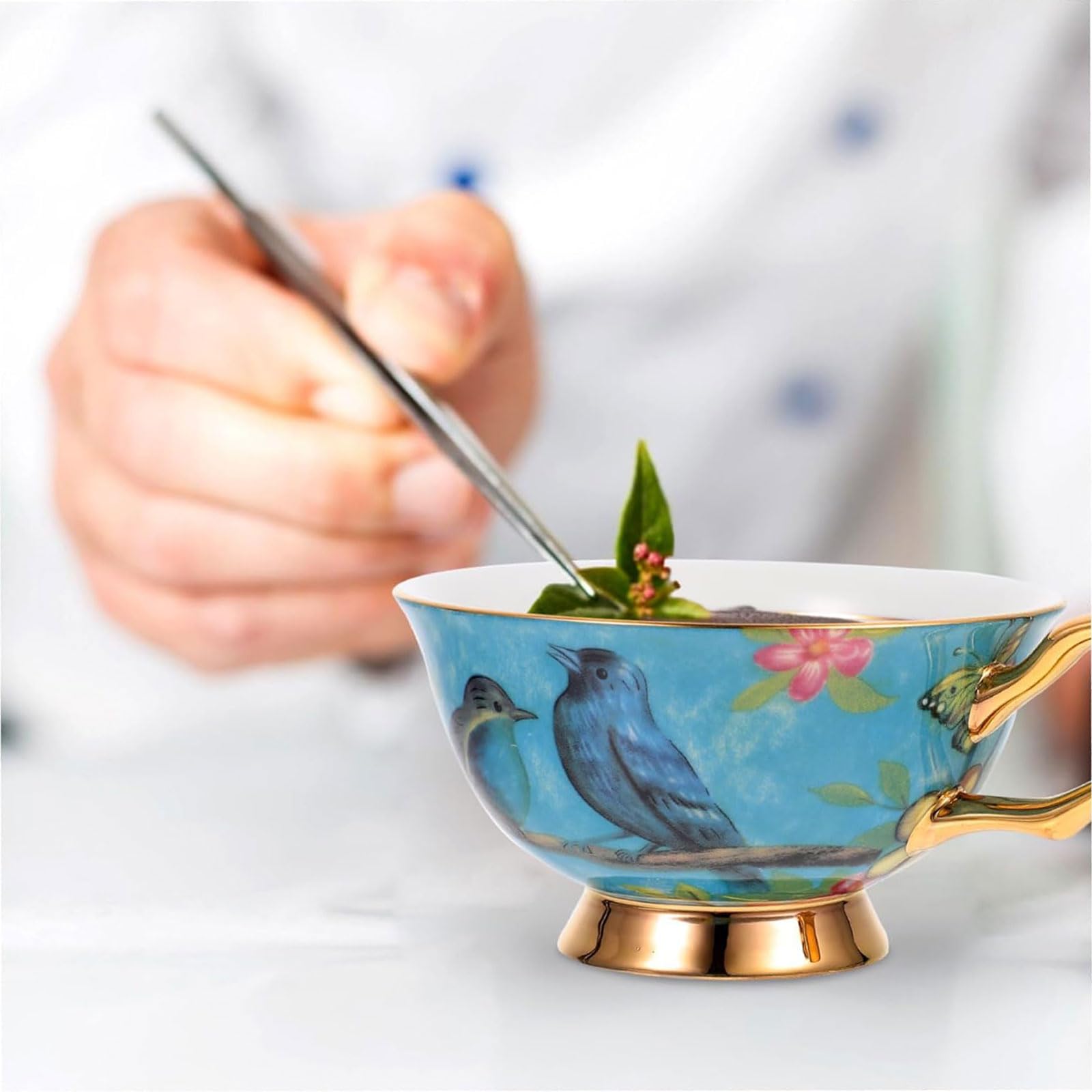 Tazza da tè 1 set di tazze da caffè in porcellana, set di piatti per ragazza in ceramica in stile europeo con manico e piattino, adatto per caffetteria, ristorante Tazza di caffè
