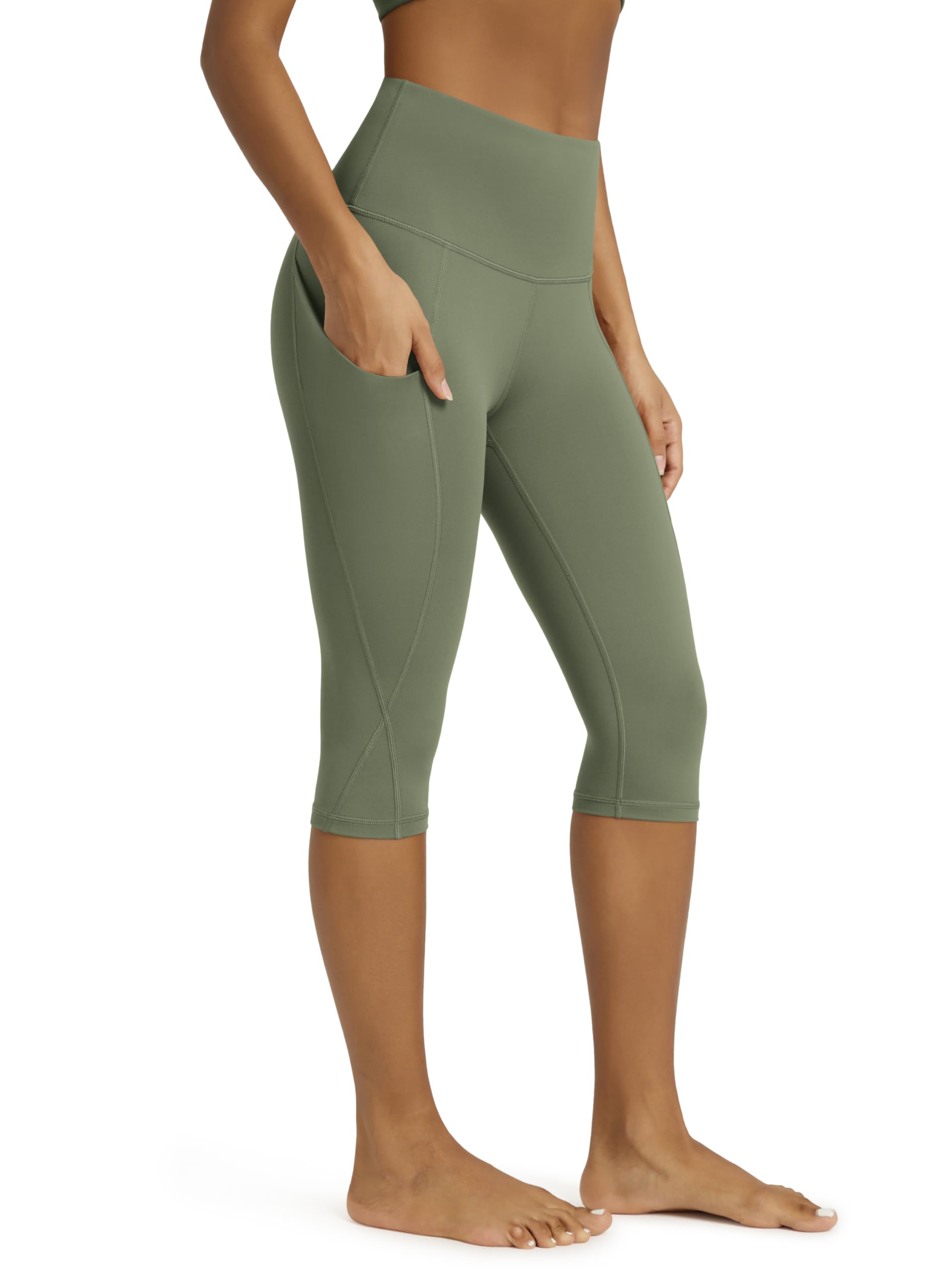 ODODOS Women's High Waisted Yoga Capris with Pockets, Tummy Control Non See Through Workout Athletic Running Capri Leggings