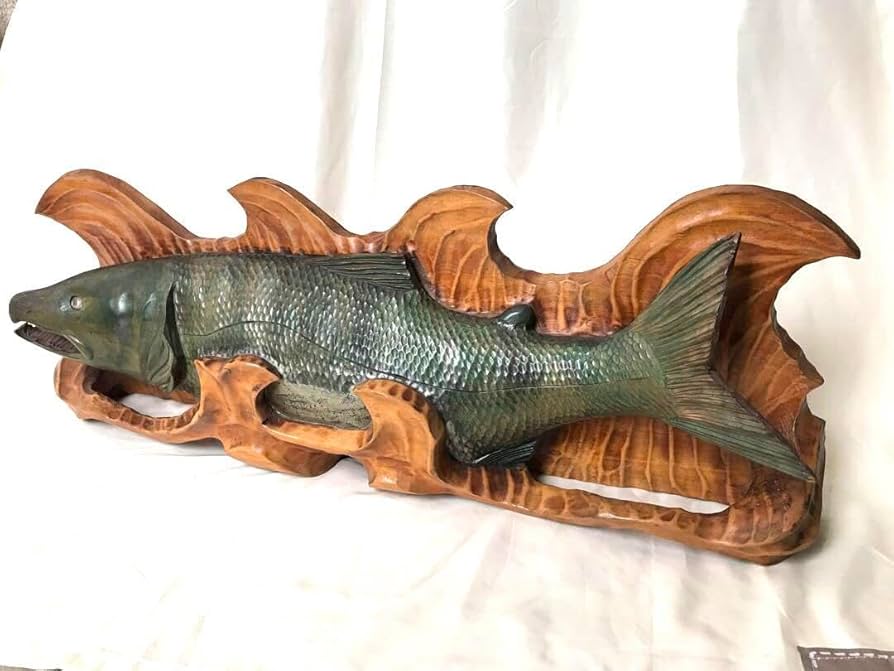 【希少品・レア物】木彫 鮭 芸術作品 Amazon.co.jp: 希少 日本の伝統的な 木彫り 鮭 カムイチェプ