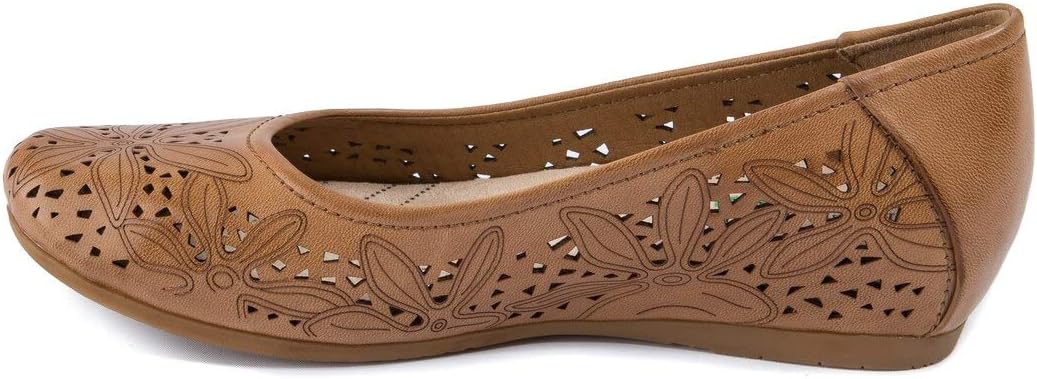 Baretraps Mariah Women's Flats & Oxfords Caramel Size 6 M (BT24819)