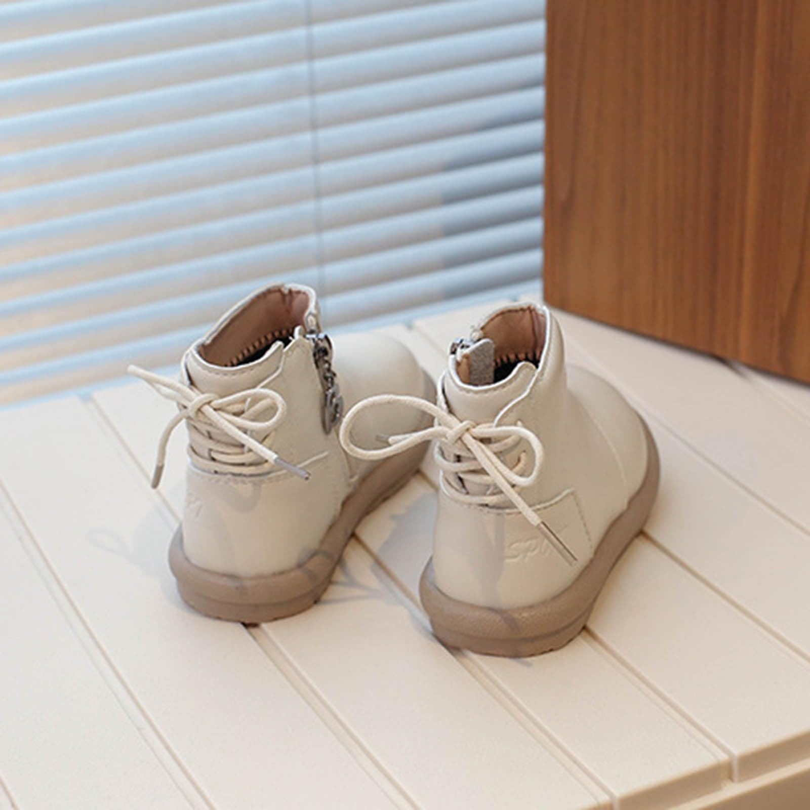 Scarpe argento e inverno Children Boots Boys And Girls Ankle Boots Thick Soles Non Slip Side Zippers Solid Color Simple British Style Stivali invernali 32