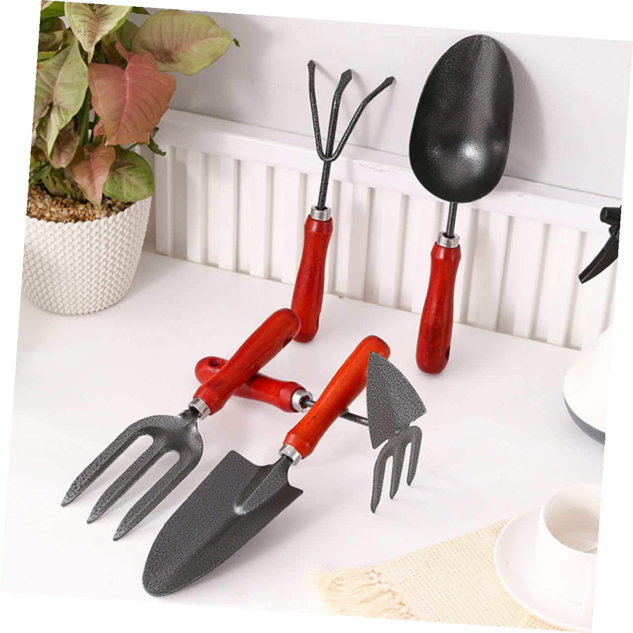 Ensemble D'outils de Jardinage Comprenant Pelle et Râteau Léger et Portable pour Ameublir et Cultiver Le Sol en Acier Inoxydable pour Jardin et Extérieur