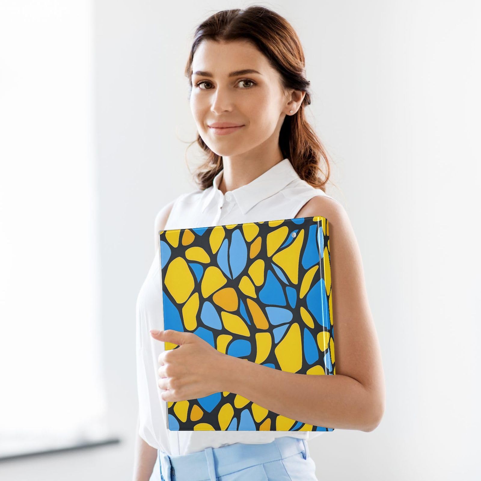 Raccoglitore a 3 anelli, con stampa a blocchi blu e gialli, 3,8 cm, contiene 200 fogli con 3 tasche interne trasparenti in PVC, per scuola e ufficio