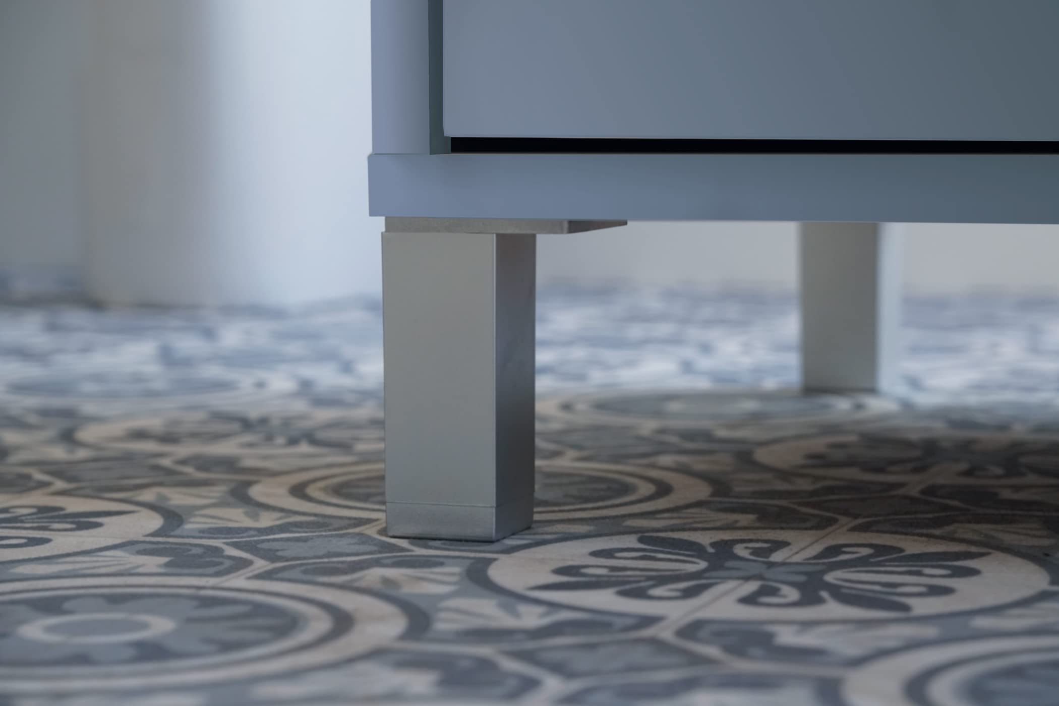 MUEBLES PITARCH | Conjunto Mueble de Baño con Lavabo cerámico y Espejo Incluido, Azul, 3 Cajones, 80cm, Ancho con Patas, Roble Cambrian, para Lavabo encastrado, Estilo Moderno Modelo Kalma