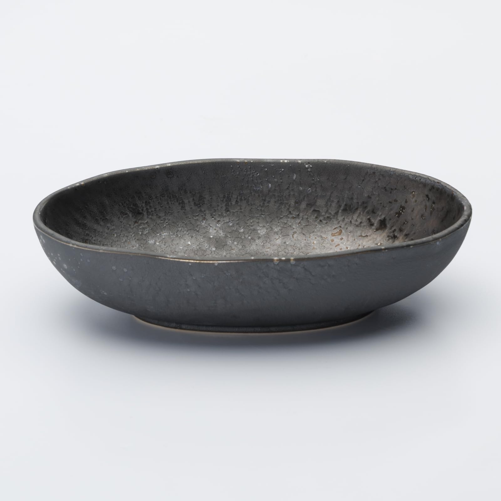 Mino Ware Oval Bowl, Rust Crystal Black