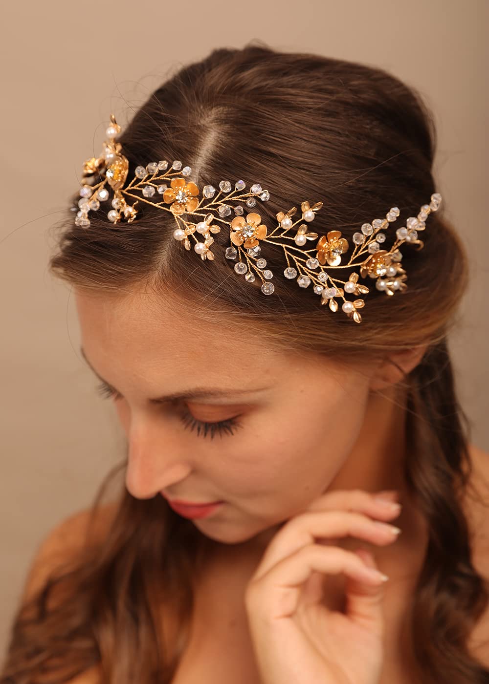 Chargances Bridal Flower Pearl Hair Vine Wedding Gold Crystal Beaded Headband Boho Leaf Handmade Hair Accessories for Women and Girls Brides